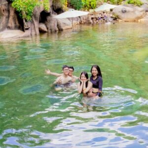 Tour núi Thần Tài