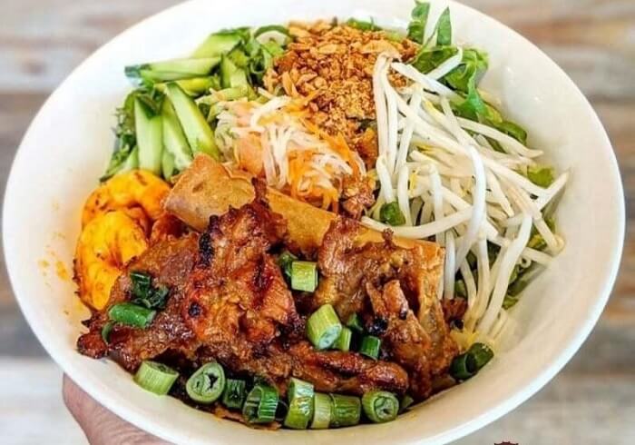 quán bún thịt nướng Hội An