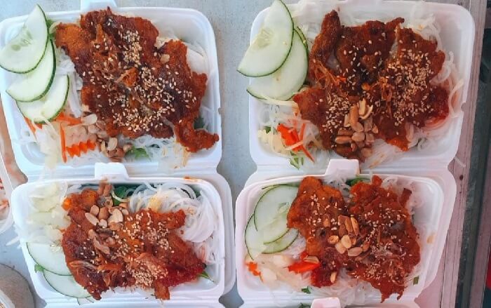 quán bún thịt nướng Hội An