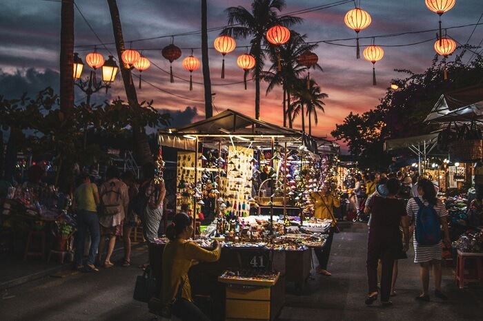 Chợ đêm Hội An