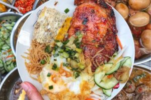 Quán cơm tấm Hội An