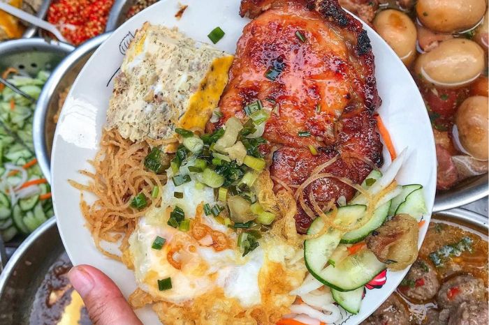 Quán cơm tấm Hội An