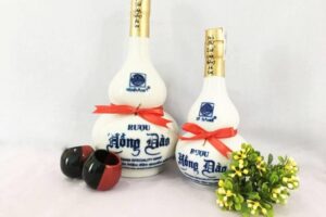 Rượu Hồng Đào Quảng Nam