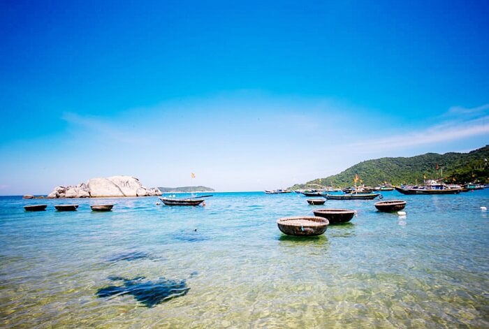 Đi bộ dưới biển Cù Lao Chàm