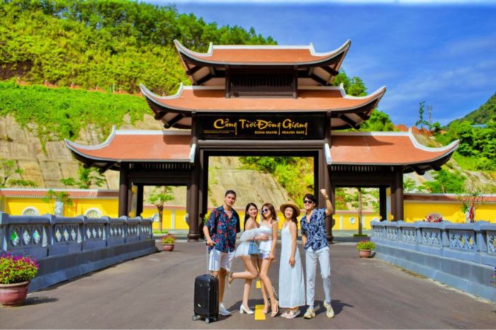 Giá vé Cổng Trời Đông Giang